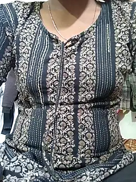 Snapshot of Hotty_ruvi chatting on November 2025 08:03:02 AM Hotty ruvi online show from November 2025 08:03:02 AM