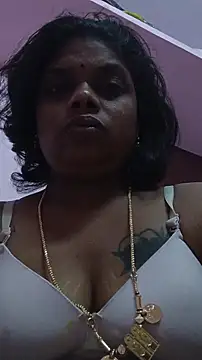 Snapshot of Kanneeswari chatting on November 2025 11:48:01 PM Kanneeswari online show from November 2025 11:48:01 PM