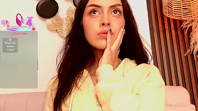 Dahlia vexx online show from October 2025 07:12:02 PM