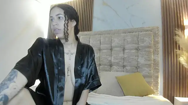 Annie roselle online show from February 2026 12:30:02 PM