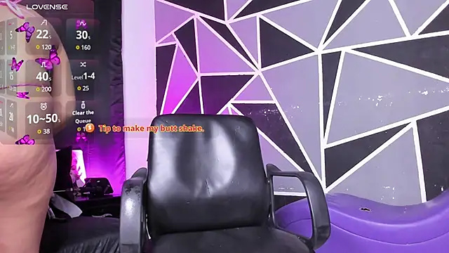 Snapshot of Daye_Sky chatting on January 2026 07:17:01 PM Daye Sky online show from January 2026 07:17:01 PM