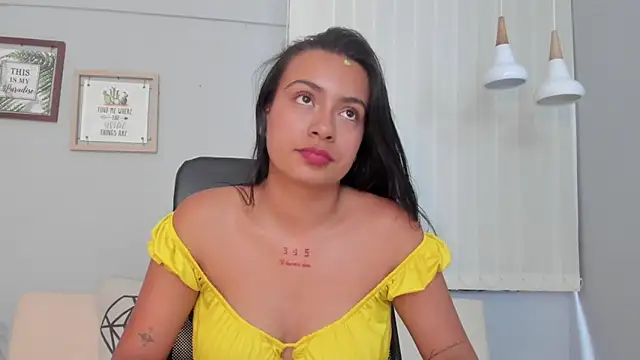 Lilo Rose online show from November 2025 06:30:02 PM