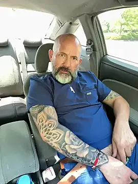 Snapshot of fuckadilf chatting on May 2026 04:26:01 PM fuckadilf online show from May 2026 04:26:01 PM
