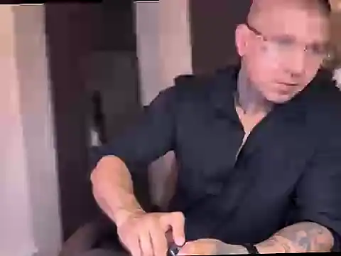 MAXIMO VEGA online show from October 2025 05:13:01 PM