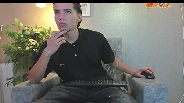 Snapshot of Axelwiliams chatting on January 2026 11:23:02 AM Axelwiliams online show from January 2026 11:23:02 AM