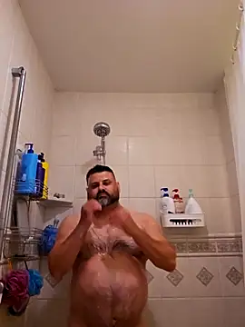 Roddog18 online show from April 2026 02:05:02 AM