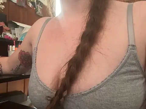 Lil Mama17 online show from April 2026 03:50:01 PM