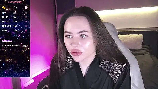 Snapshot of AlmaryKim chatting on December 2024 03:33:02 PM AlmaryKim online show from December 2024 03:33:02 PM