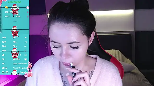 Snapshot of AlmaryKim chatting on December 2024 11:03:01 PM AlmaryKim online show from December 2024 11:03:01 PM