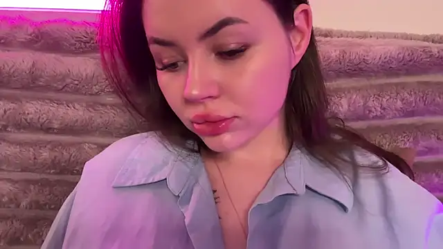 AlmaryKim online show from May 2026 08:06:01 PM
