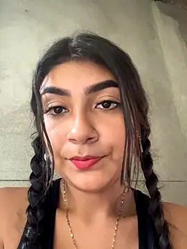 Sweed-virgin-pussy online show from November 2025 03:00:01 PM