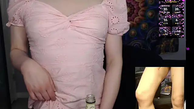 Snapshot of cinderellie chatting on December 2025 04:32:01 AM cinderellie online show from December 2025 04:32:01 AM