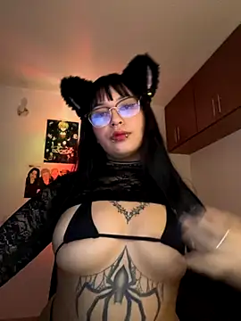 Hinatamoon  online show from October 2025 05:07:01 AM