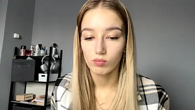 SweetCatherine online show from October 2025 06:02:02 AM