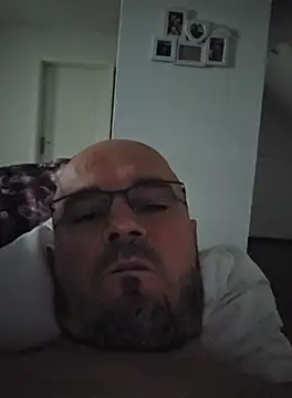 Croatiabisex online show from October 2025 01:52:01 PM