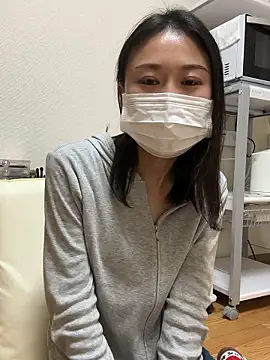 Snapshot of mia2_jp chatting on November 2025 08:09:01 AM mia2 jp online show from November 2025 08:09:01 AM