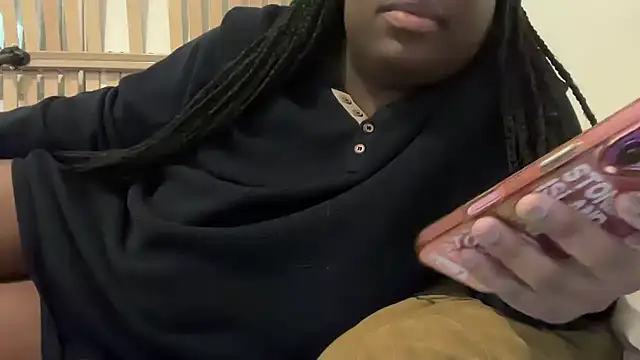 nanaisbackk online show from March 2026 11:59:02 AM