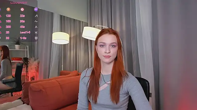 Snapshot of PollyMayer chatting on July 2026 09:31:02 PM PollyMayer online show from July 2026 09:31:02 PM