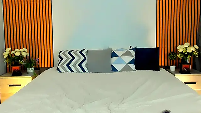 SugarWhisper online show from April 2026 07:58:01 PM