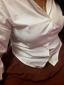 Snapshot of Tamil_Ammani chatting on February 2026 03:10:01 PM Tamil Ammani online show from February 2026 03:10:01 PM