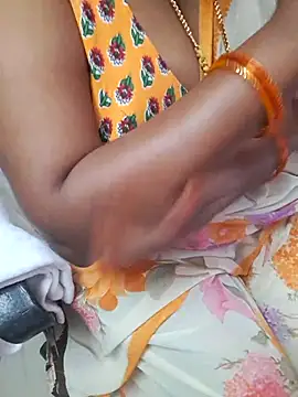 Snapshot of Tamil_Ammani chatting on February 2026 08:26:01 AM Tamil Ammani online show from February 2026 08:26:01 AM