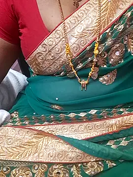 Snapshot of Tamil_Ammani chatting on April 2026 04:20:02 PM Tamil Ammani online show from April 2026 04:20:02 PM