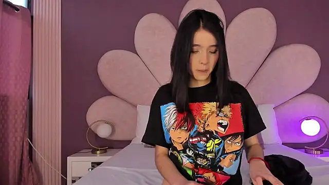 MeganR  online show from November 2025 11:21:01 AM