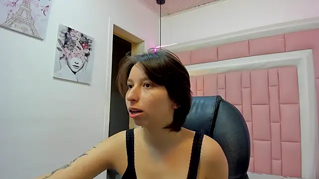 Klaret Toy online show from December 2025 07:31:02 PM