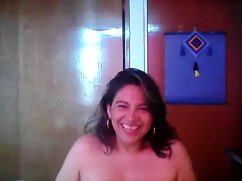 XxAntonellaxxx online show from December 2025 05:43:02 PM