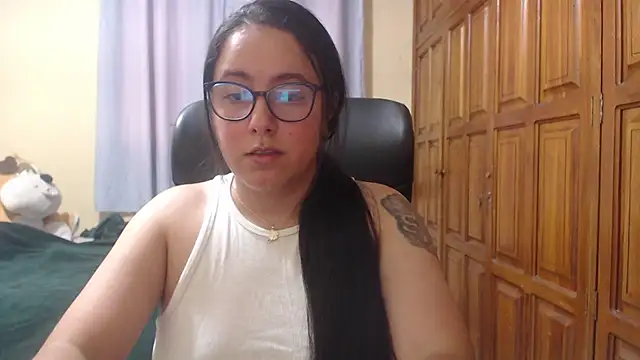 Venus cat  online show from February 2026 12:49:01 AM