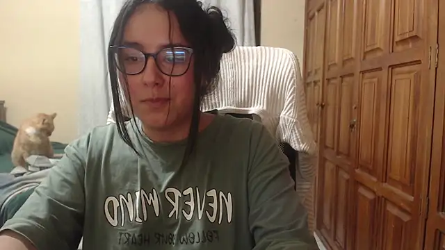 Venus cat  online show from February 2026 06:26:01 AM