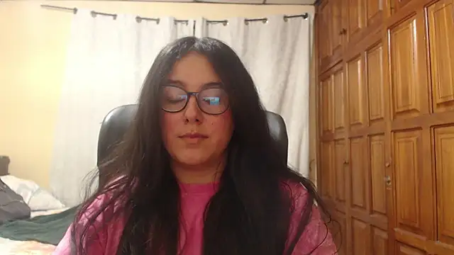 Venus cat  online show from May 2026 06:10:02 AM
