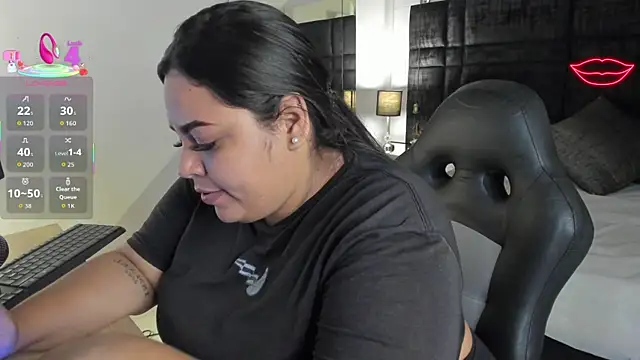 MayaCurvy online show from January 2026 02:58:02 AM