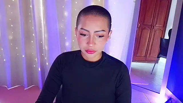 emma web  online show from February 2026 06:57:02 PM