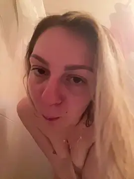 Snapshot of AmberLustXXX chatting on April 2026 01:07:01 AM AmberLustXXX online show from April 2026 01:07:01 AM