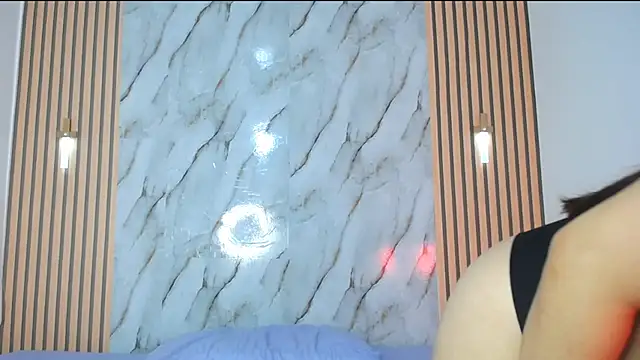 PiaGelvez online show from November 2025 09:48:01 PM