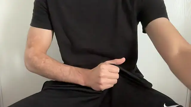 Snapshot of ncjuice_ chatting on November 2025 02:15:01 PM ncjuice online show from November 2025 02:15:01 PM