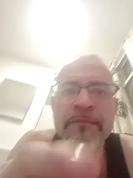 Curious9884 online show from April 2026 08:09:02 AM