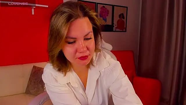 AriaEven online show from November 2025 09:20:01 AM