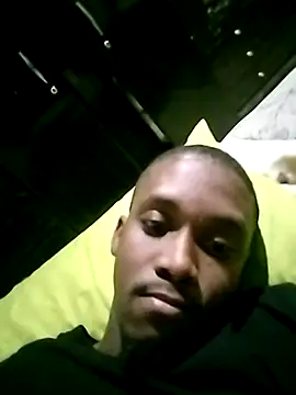 Snapshot of Thabisomgaga1 chatting on May 2026 01:47:02 AM Thabisomgaga1 online show from May 2026 01:47:02 AM