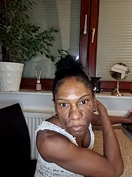 Snapshot of OriVenus chatting on October 2025 06:10:01 PM OriVenus online show from October 2025 06:10:01 PM