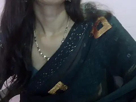 Laila Cute online show from May 2026 05:25:02 AM
