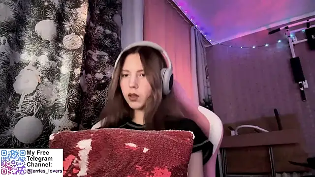 Jerrieberry online show from October 2025 01:09:02 PM