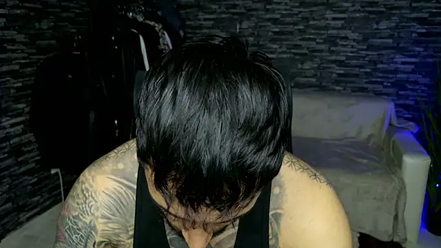 MasculineGuy99 online show from May 2026 06:47:02 PM
