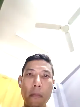 Snapshot of Butohkembang chatting on October 2025 02:42:01 AM Butohkembang online show from October 2025 02:42:01 AM