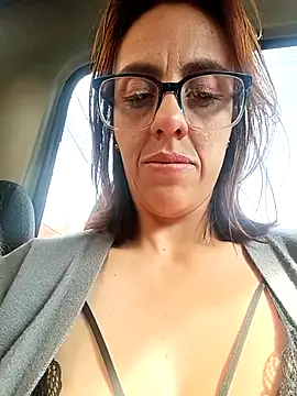 Jade 1-9 online show from November 2025 08:41:02 PM