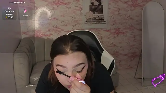 Snapshot of mia_foster_t chatting on February 2026 01:20:01 PM mia foster t online show from February 2026 01:20:01 PM