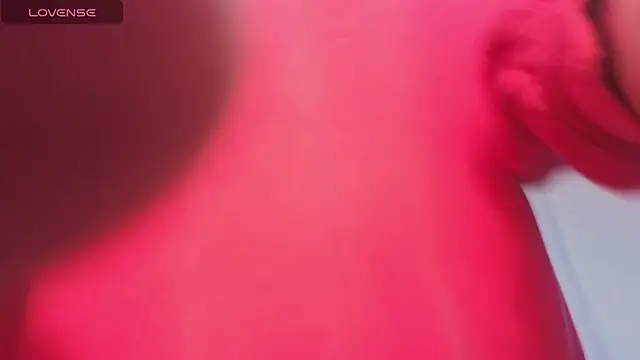 Snapshot of mia_foster_t chatting on February 2026 01:32:02 PM mia foster t online show from February 2026 01:32:02 PM