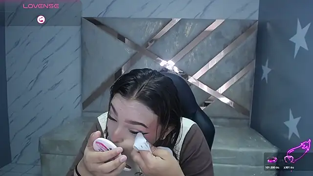 Snapshot of mia_foster_t chatting on March 2026 01:14:02 PM mia foster t online show from March 2026 01:14:02 PM