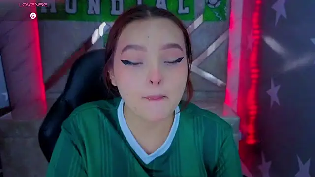 mia foster t online show from July 2026 01:07:02 PM